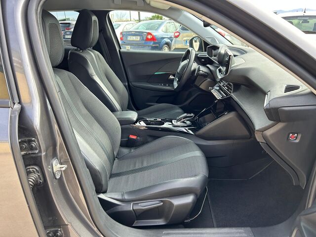 PEUGEOT 2008 ALLURE 1.2 E-THP AUTO SPANISH LHD IN SPAIN 44K 1 OWNER SUPERB 2021